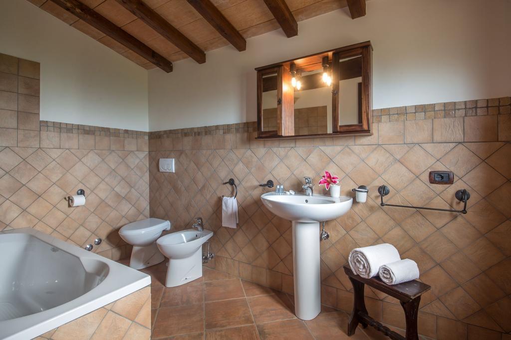 Agriturismo 4 Ricci Cerveteri Bilik gambar
